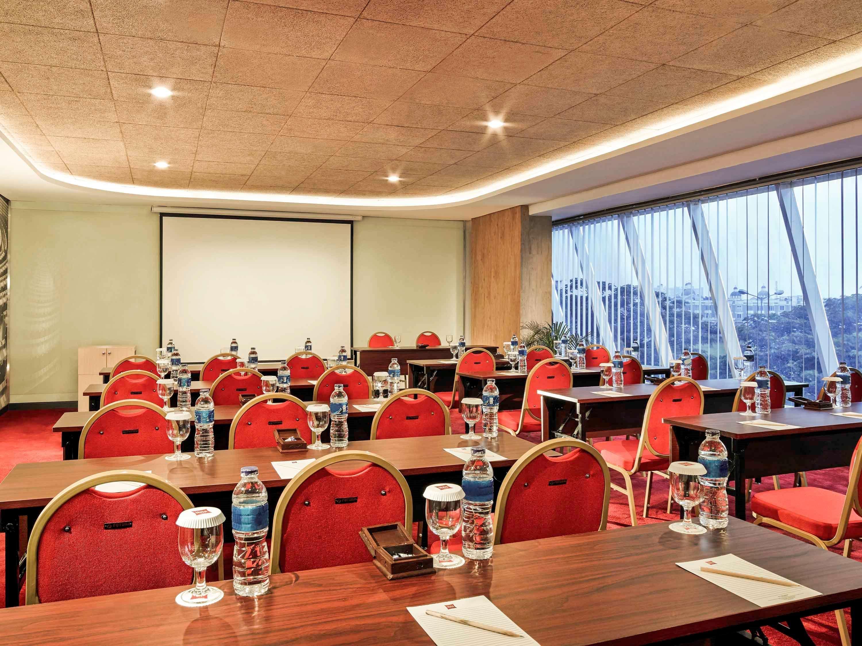 ไอบิส เกดิ้ง เซอร์ปง โฮเต็ล Hotel ภายนอก รูปภาพ